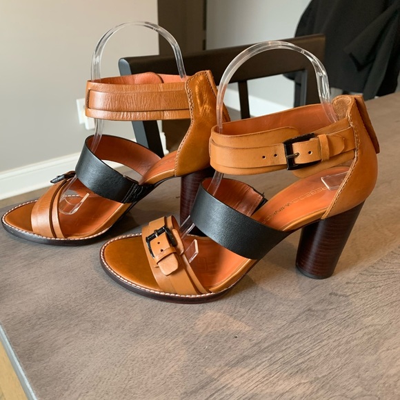 NWOT Rebecca Minkoff leather sandals. Tan, black and brown. Size 7.5 - Picture 11 of 12